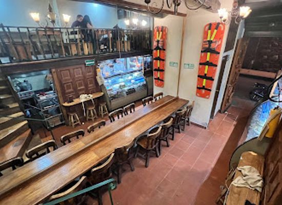 colombia/bogota/la-candelaria/restaurant/la-puerta-falsa-restaurant