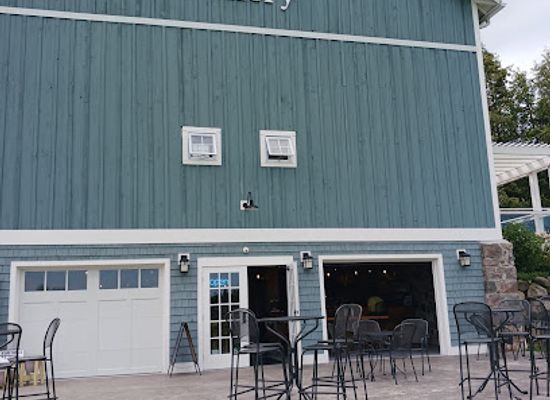 michigan/northern-michigan/restaurant/gabriel-farms-winery-four-labs-beer-cider