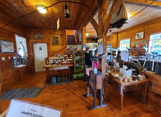 new-hampshire/lakes-region/restaurant/heritage-farm-pancake-house