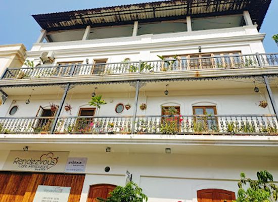 india/pondicherry/french-quarter/restaurant/rendezvous-cafe-restaurant