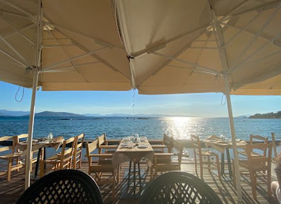 greece/saronic-gulf-islands/restaurant/le-cafe-aegina-restaurant-cafe