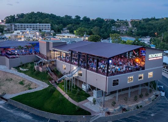 missouri/lake-of-the-ozarks/restaurant/the-encore-lakeside-grill-sky-bar