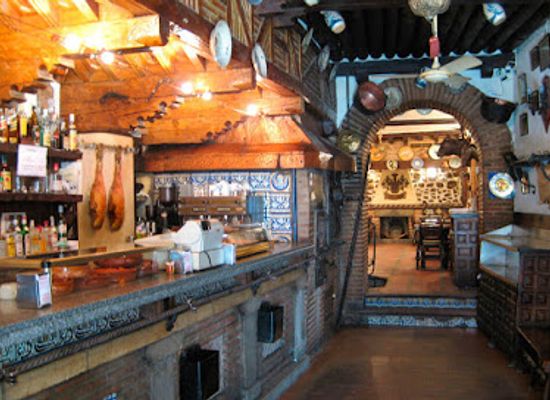 spain/segovia/restaurant/taberna-las-cuevas-de-duque