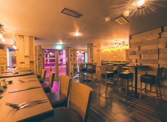 ireland/county-waterford/restaurant/heery-s-bar-restaurant