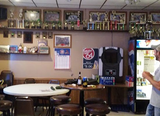 iowa/burlington/restaurant/haller-s-bar-and-grill