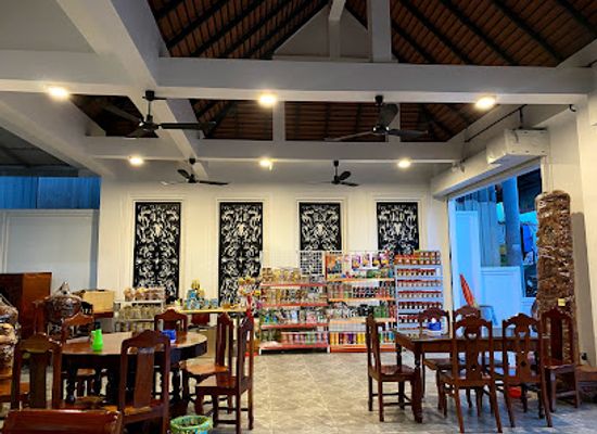 cambodia/kampong-chhnang/restaurant/angkor-thmey-restaurant