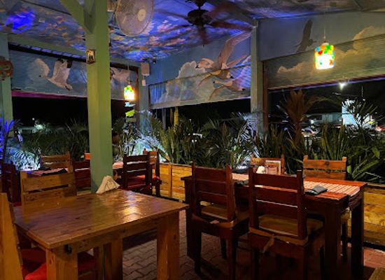 suriname/para-district/restaurant/las-tias-suriname