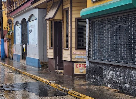 puerto-rico/manati/restaurant/pastelillos-lamboy-pueblo