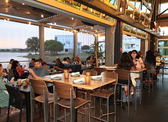 florida/greater-orlando/restaurant/canvas-restaurant-market