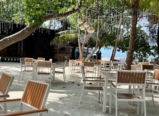 maldives/thulusdhoo/restaurant/the-garden-outdoor-restaurant