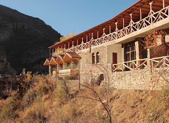 armenia/geghard-monastery/restaurant/geghard
