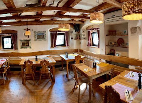 slovenia/bled/restaurant/old-cellar-bled