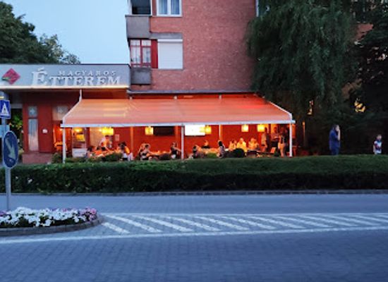 hungary/hajdusag/restaurant/hungarian-restaurant