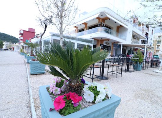 albania/himara/restaurant/to-steki-sti-gonia