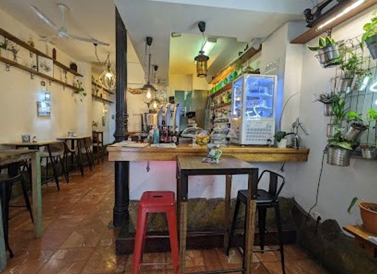spain/madrid/restaurant/santa-y-pura-vegan-bar