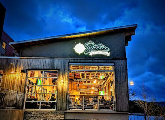 tennessee/rock-city/restaurant/scotties-on-the-river