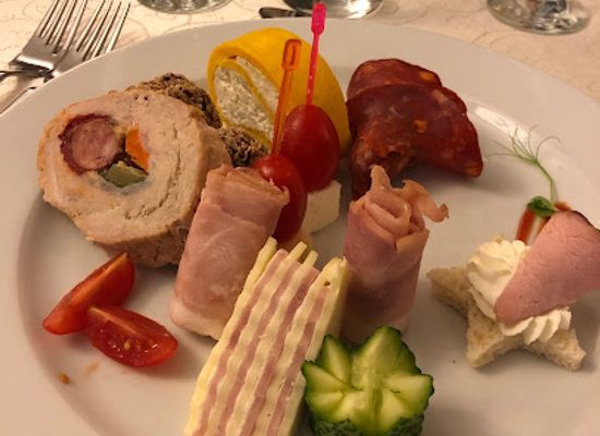 romania/neamt/restaurant/restaurant-ceahlau