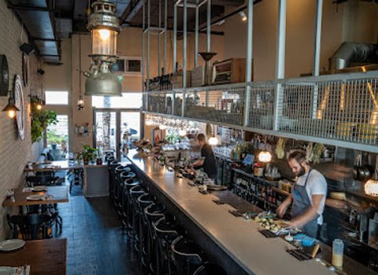 israel/haifa-district/restaurant/lux