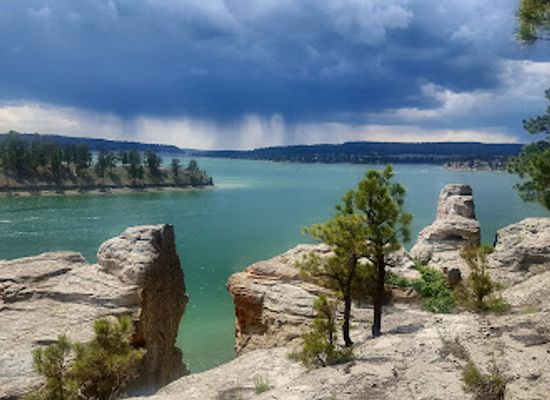 wyoming/crook-county/restaurant/keyhole-state-park