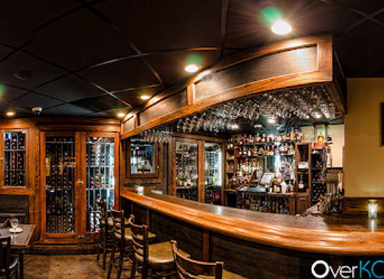 kansas/marais-des-cygnes/restaurant/garozzo-s-downtown