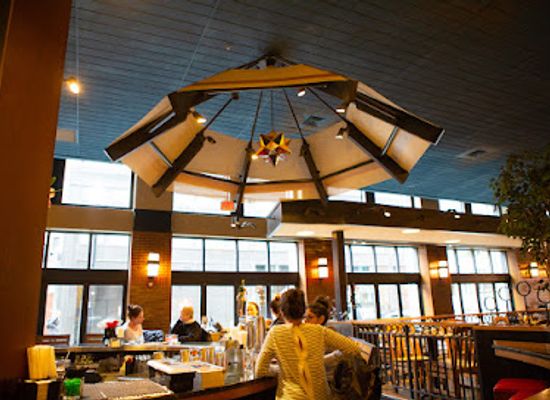 massachusetts/greater-boston/restaurant/back-deck