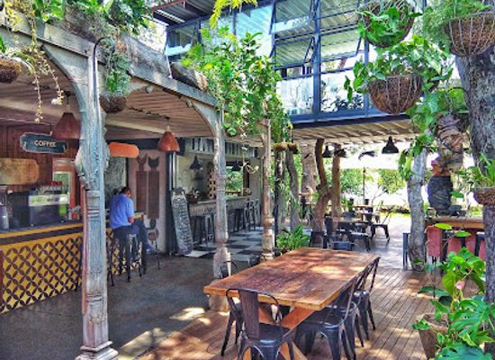 zimbabwe/zambezi-valley/restaurant/zambezi-house