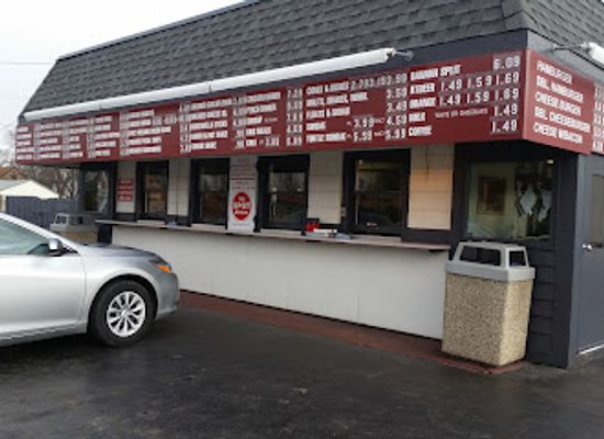 wisconsin/kenosha/restaurant/the-spot-drive-in