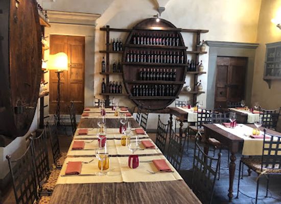 italy/chianti-classico/restaurant/taverna-squarcialupi