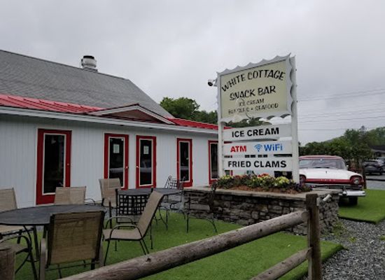 vermont/woodstock/restaurant/the-white-cottage-snack-bar