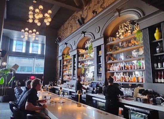 illinois/northern-illinois/restaurant/saffron-social