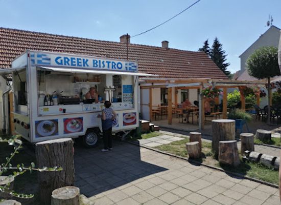 czechia/palava/restaurant/greek-bistro-nove-mlyny