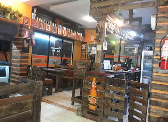 ecuador/loja/restaurant/wings-beer-restaurant