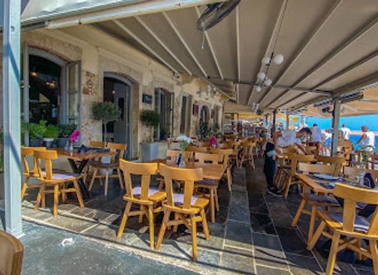 greece/crete/chania/restaurant/arismari-cretan-creative-cuisine-u