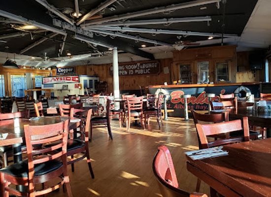 vermont/franklin-county/restaurant/bayside-pavilion
