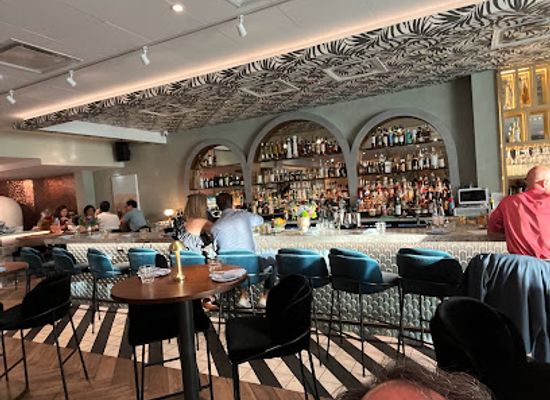 texas/houston/rice-village/restaurant/hamsa