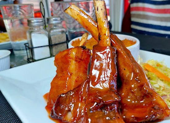 jamaica/morant-bay-area/restaurant/red-carpet-restaurant-bar-lounge