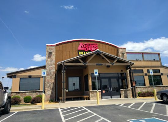 arkansas/conway/restaurant/logan-s-roadhouse