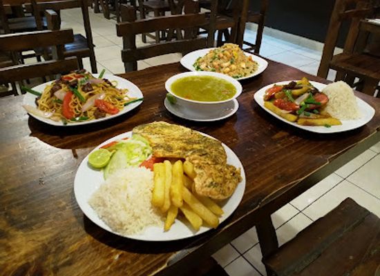 peru/pasco/restaurant/pollos-a-la-brasa-el-pollito-pio
