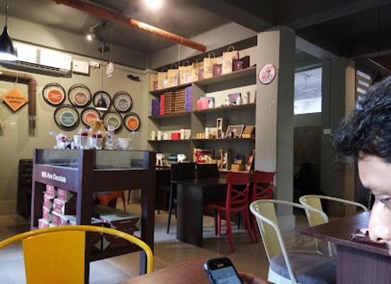 india/aizawl/restaurant/chocolate-room-kitchen-cafe