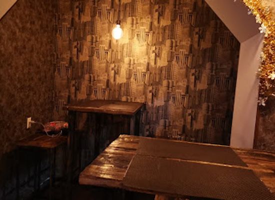 kazakhstan/zhezkazgan/restaurant/hot-chick