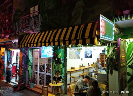 vietnam/dalat/restaurant/gourmet-burger