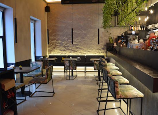 ukraine/uzhhorod/restaurant/tviyburger
