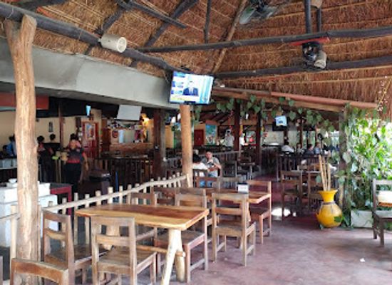 honduras/lempira-region/restaurant/asados-tipicos-las-tejas