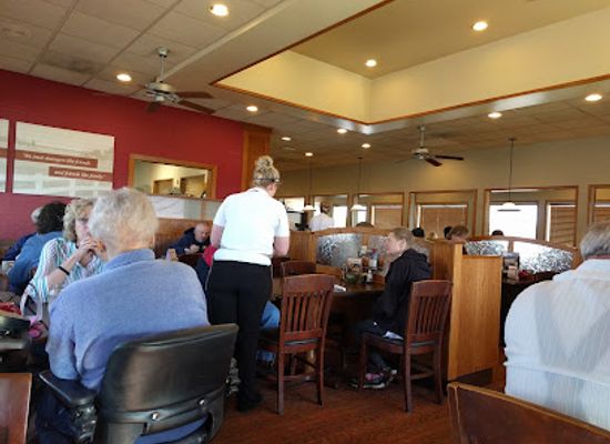 michigan/pere-marquette-state-forest/restaurant/bob-evans