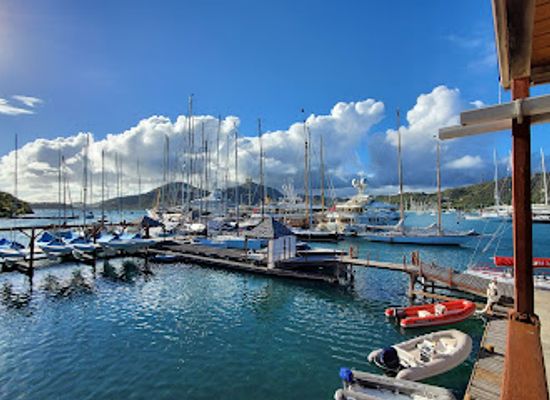 antigua-and-barbuda/nelson-s-dockyard/restaurant/cloggy-s