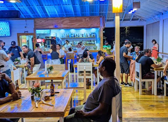 honduras/utila/restaurant/the-beach-lounge-utila