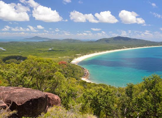 australia/hinchinbrook-island/restaurant/hinchinbrook-island