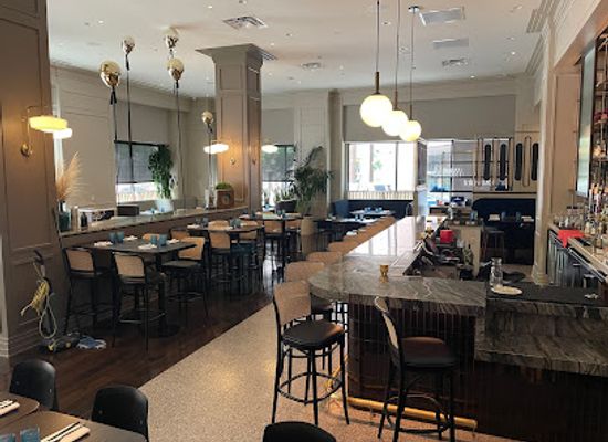 texas/dallas/downtown-dallas/restaurant/toussaint-downtown-brasserie
