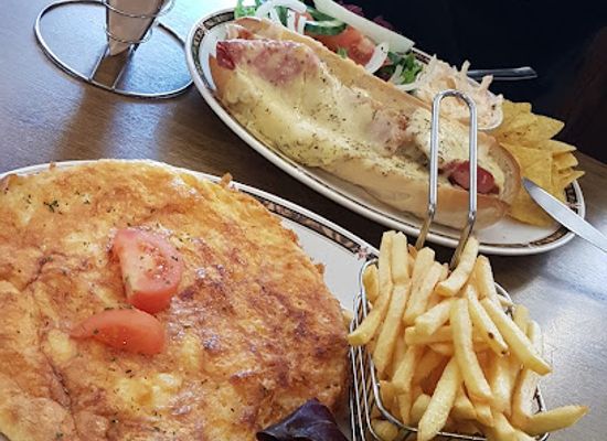 isle-of-man/laxey/restaurant/browns-tearoom
