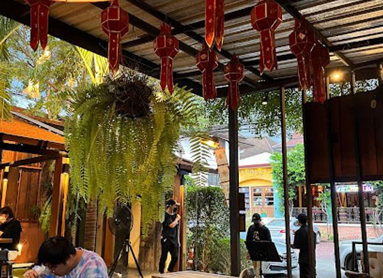 thailand/chiang-mai/nimmanhaemin/restaurant/kao-soy-nimman